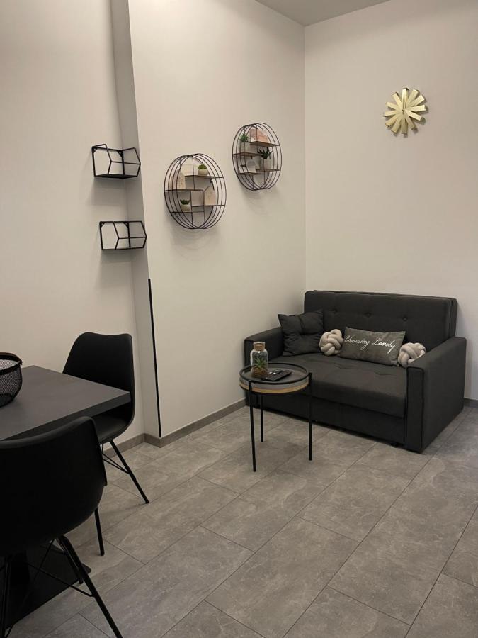 Apartman Mala 萨格勒布 外观 照片